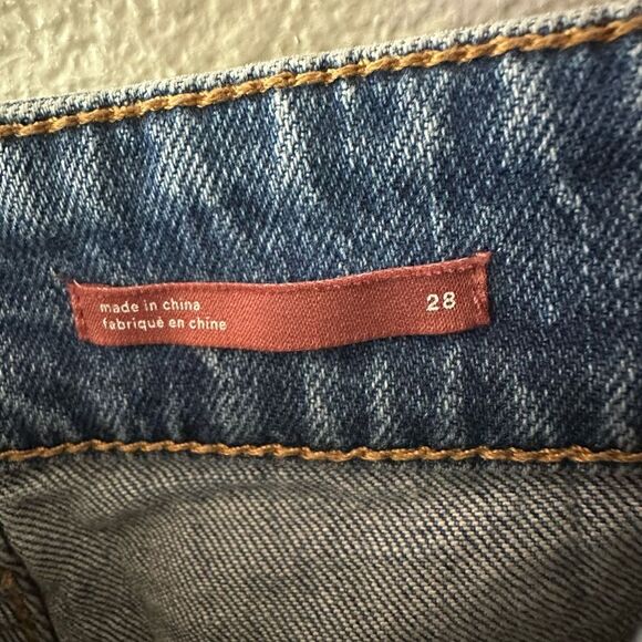 Anthropologie Pilcro Distressed High Waist Mom Jeans Light Wash Straight Leg 28 - Picture 6 of 8